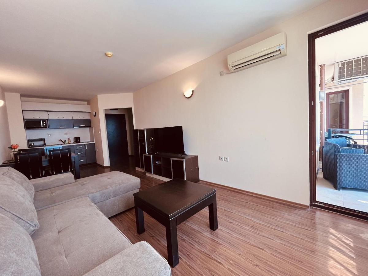 Sea View Rental Front Beach 골든샌드 외부 사진