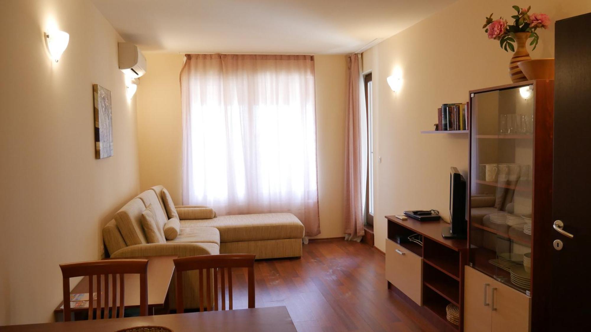 Sea View Rental Front Beach 골든샌드 객실 사진