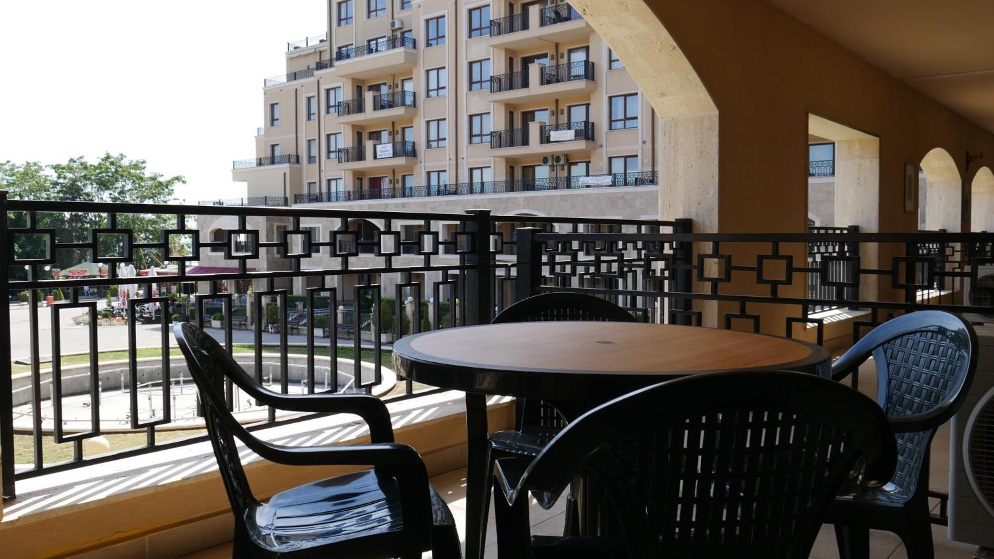 Sea View Rental Front Beach 골든샌드 객실 사진